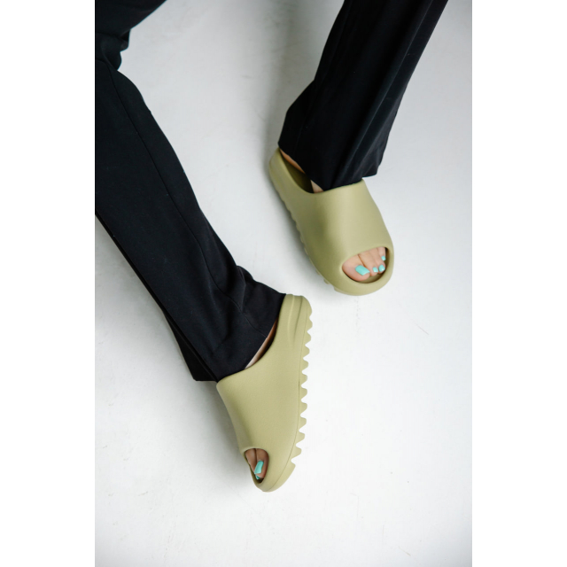 Adidas Originals Yeezy Slide Resin
