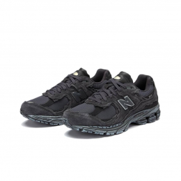 New Balance 2002R Protection Pack Triple Black