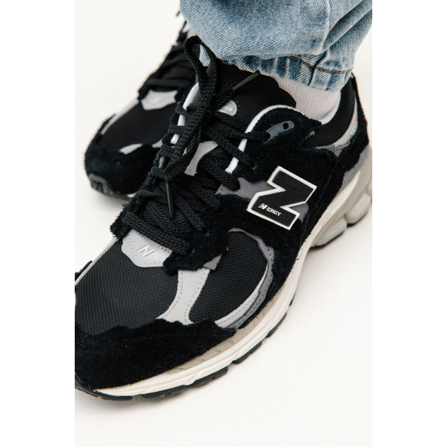 New Balance 2002R Protection Pack Refined Future