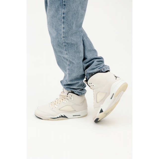 Air Jordan 5 SE Sail