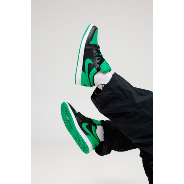 Air Jordan 1 Low Lucky Green