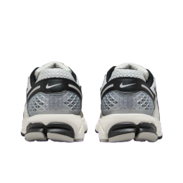 Nike Zoom Vomero 5 Photon Dust Black