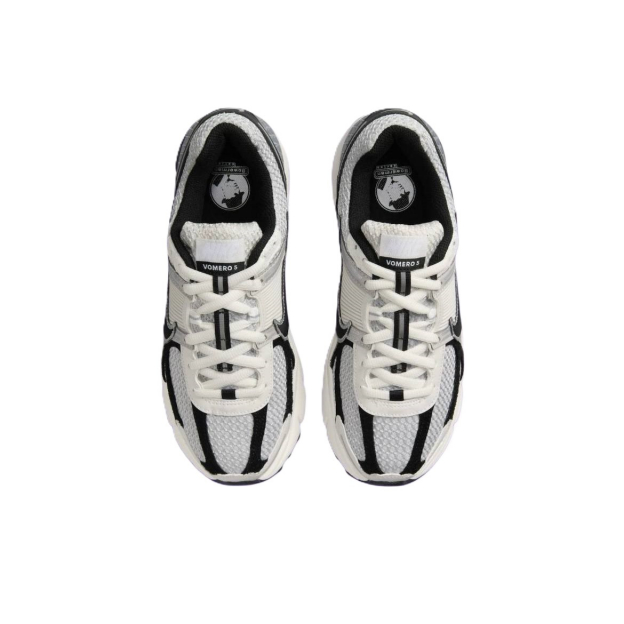 Nike Zoom Vomero 5 Photon Dust Black