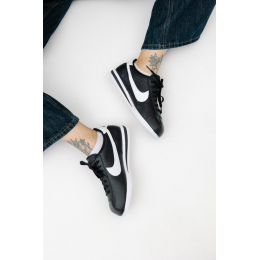 Nike Cortez Black White