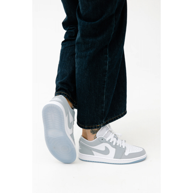 Air Jordan 1 Low White Wolf Grey