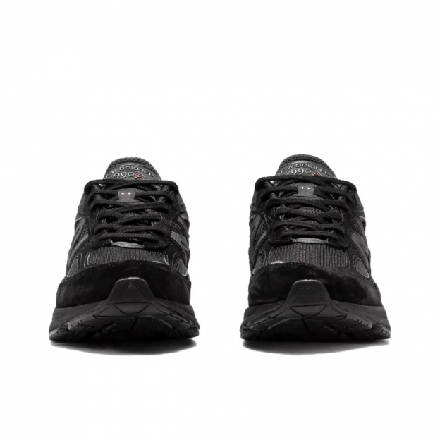 New Balance 990V6 Triple Black