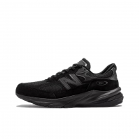 New Balance 990V6 Triple Black