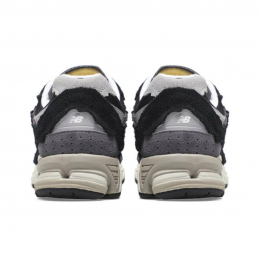 New Balance 2002R Protection Pack Refined Future