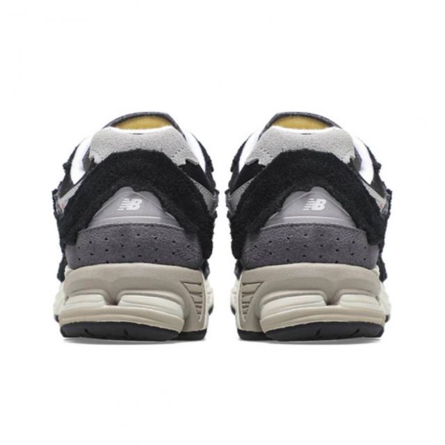 New Balance 2002R Protection Pack Refined Future