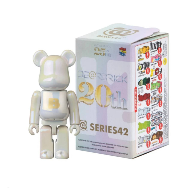 Medicom Toy Bearbrick 42 Series Random