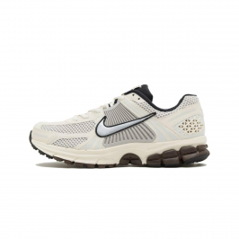 Nike Air Zoom Vomero 5 Phantom