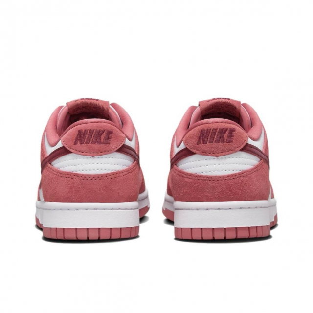 Nike Dunk Low Valentine’s Day