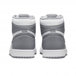 Air Jordan 1 Retro High OG Stealth