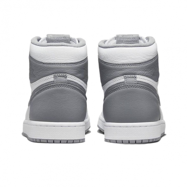 Air Jordan 1 Retro High OG Stealth