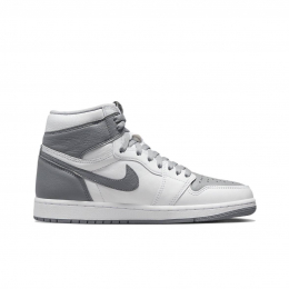 Air Jordan 1 Retro High OG Stealth
