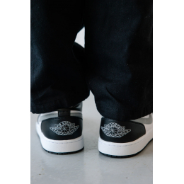 Air Jordan 1 Low Shadow   