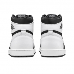 Air Jordan 1 Retro High OG Black White