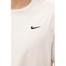 Футболка Nike Sportswear Club Tee White