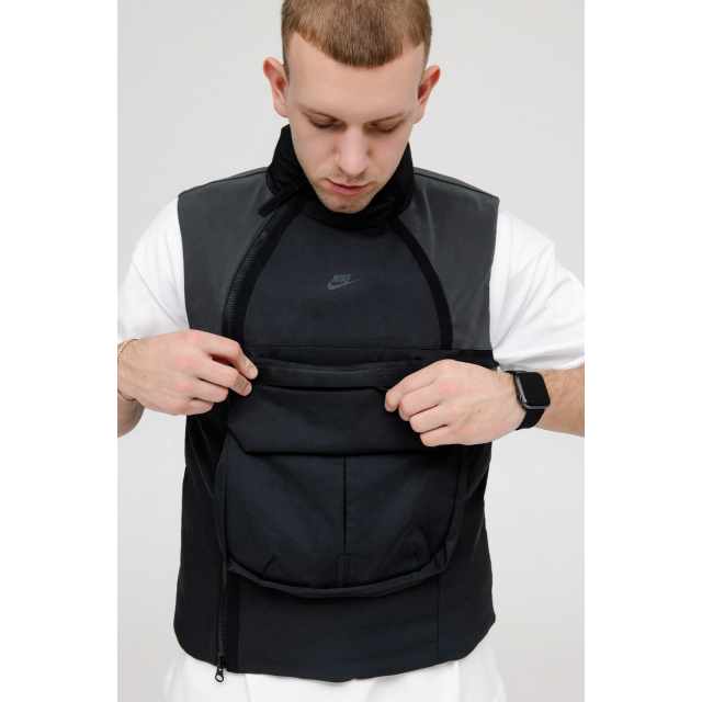 Жилет Nike Sportswear Therma-Fit Vest Black