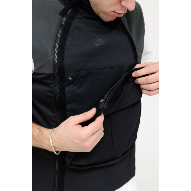 Жилет Nike Sportswear Therma-Fit Vest Black