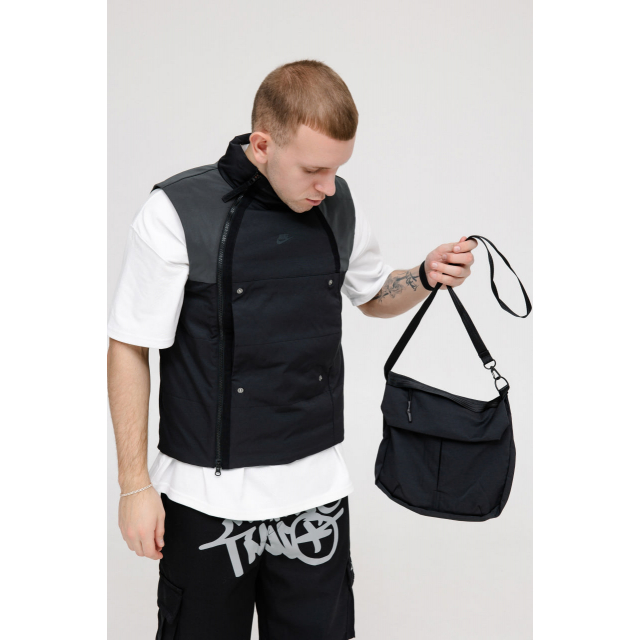 Жилет Nike Sportswear Therma-Fit Vest Black