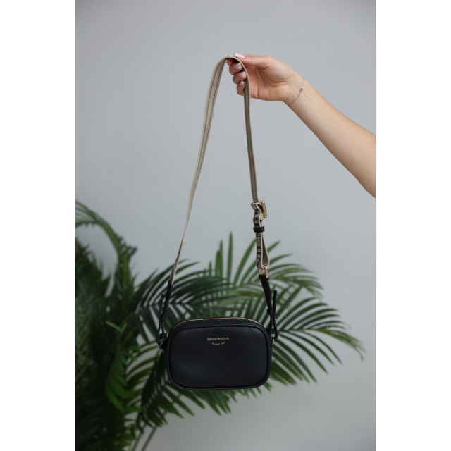 Сумка Emporio Armani Camera Bag Black 