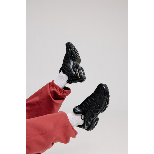 Nike Air Max Plus Triple Black
