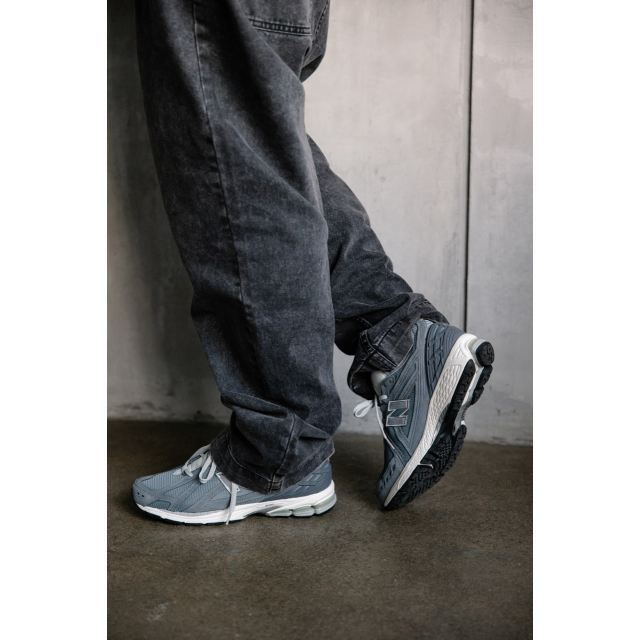 New Balance 1906R Titanium