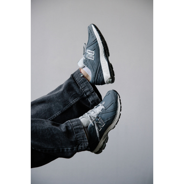 New Balance 1906R Titanium