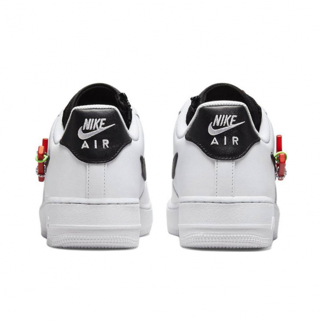 Nike Air Force 1 ‘07 PRM Carabiner Swoosh 