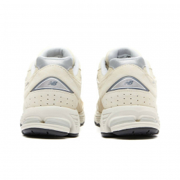 New Balance 2002R Bone Light Aluminum
