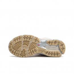 New Balance 2002R Beige