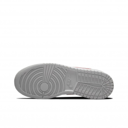 Air Jordan 1 Low SE Light Smoke Grey Gym Red