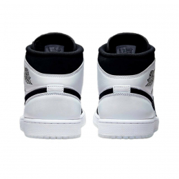 Air Jordan 1 Mid SE Diamond Shorts