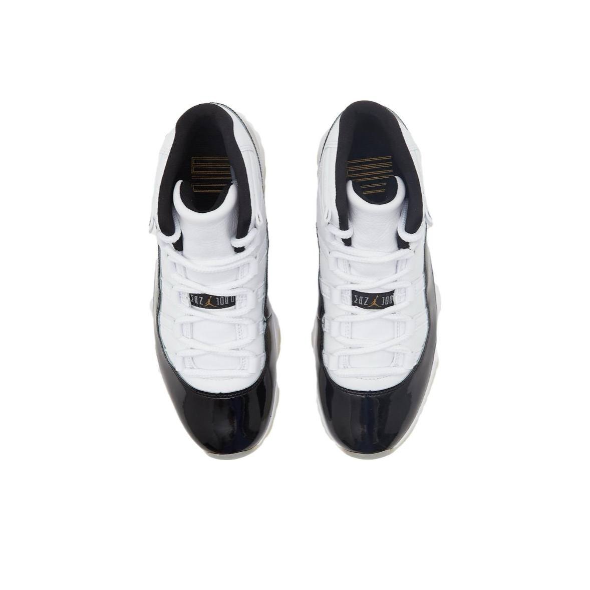 Кроссовки Air Jordan 11 вид сверху