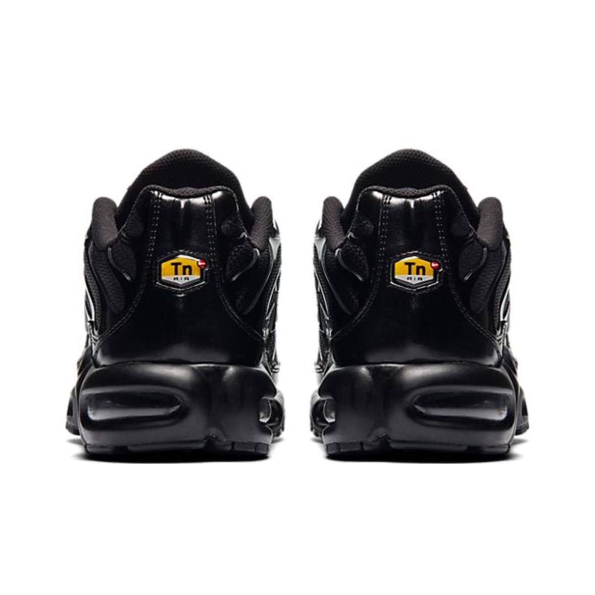 Кроссовки Nike Air Max Plus Triple Black