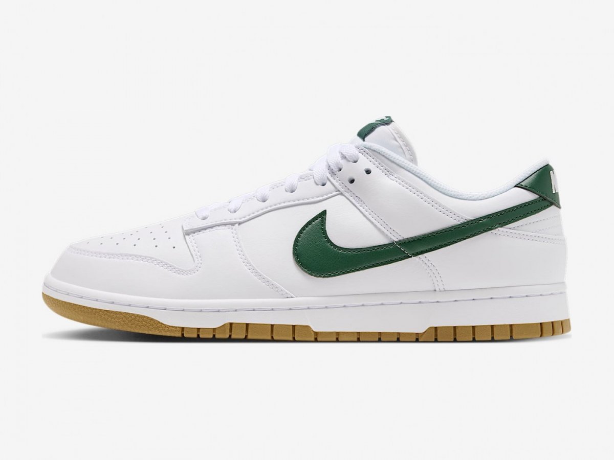Белые Nike Dunk Low Retro с зелёным Swoosh