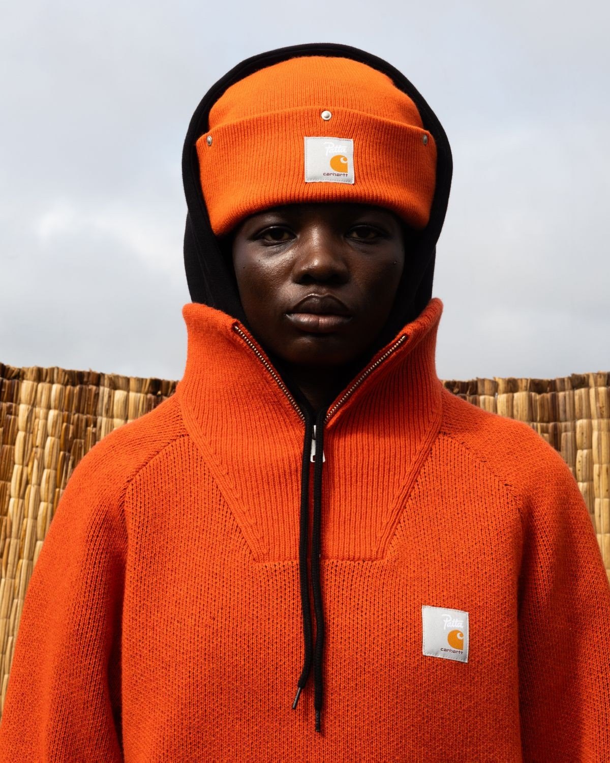 Свитер Patta x Carhartt WIP на молнии и шапка Watch Hat